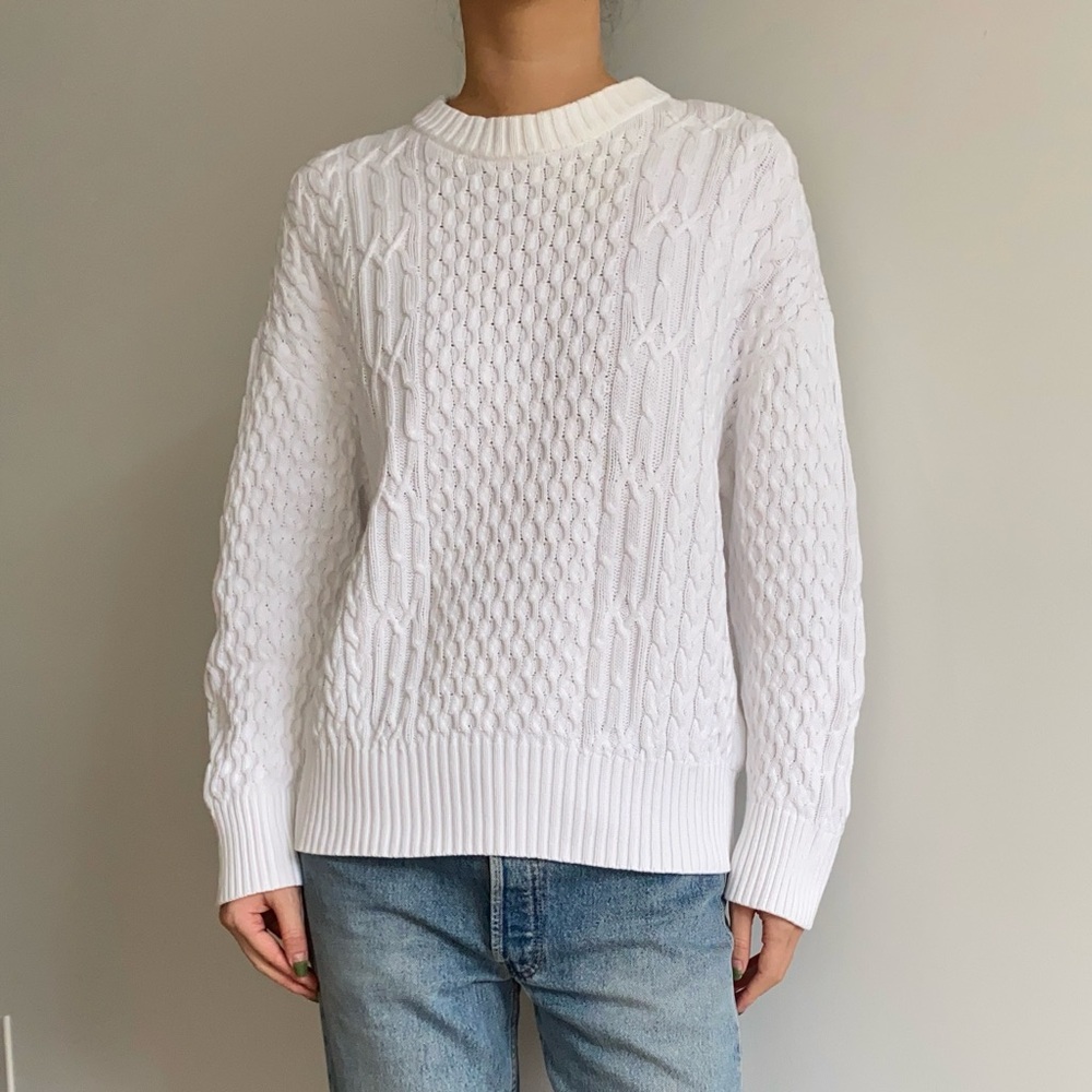 CO cable knit sweater white